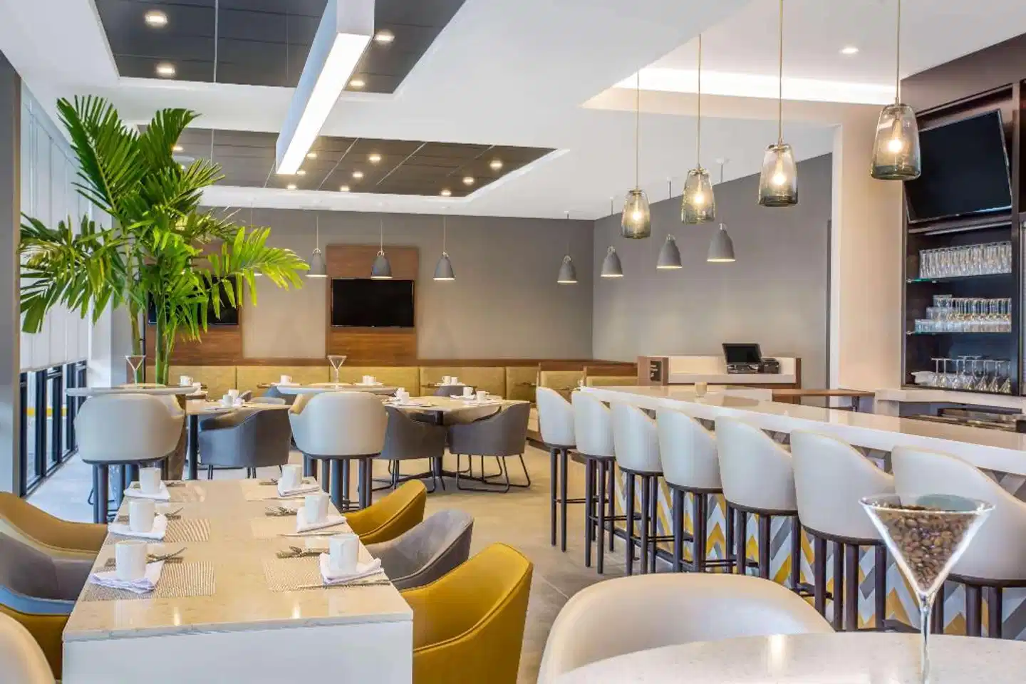 Wyndham Garden Ft Lauderdale Airport & Cruise Port Bar