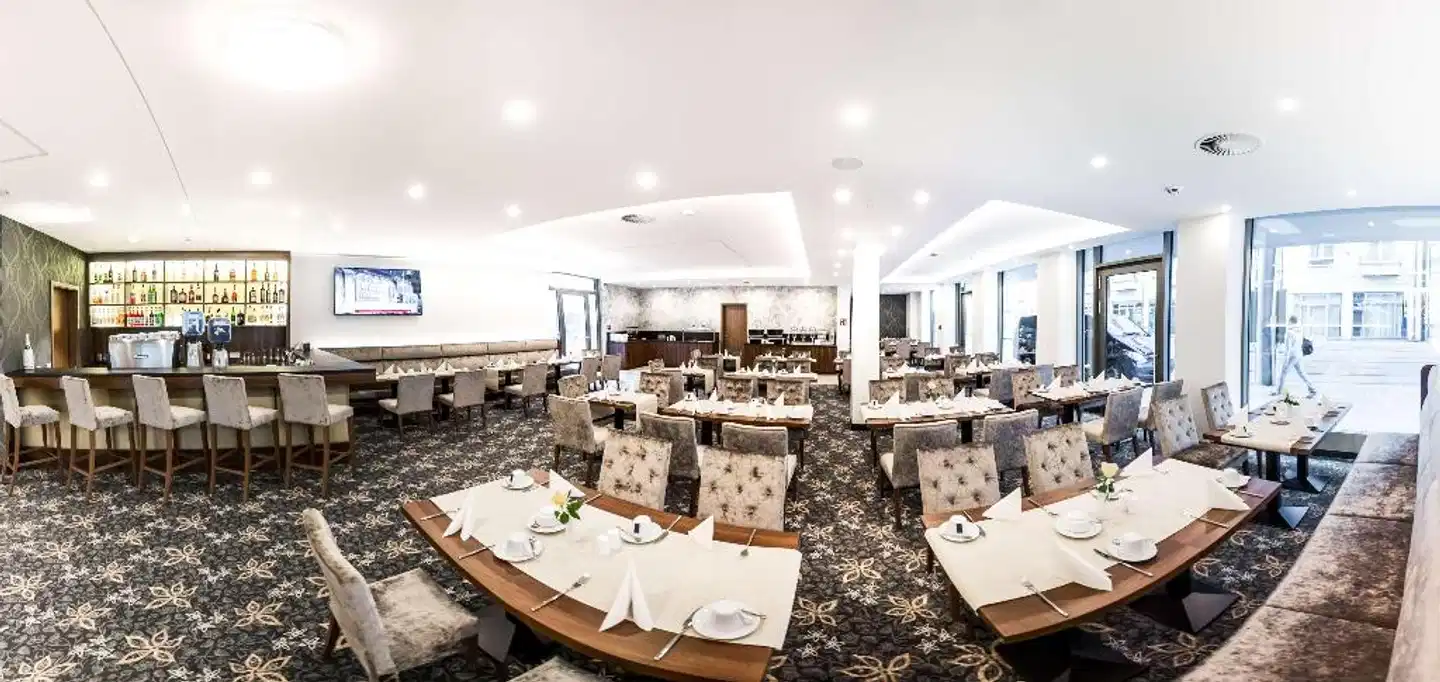 Best Western Plus Royal Suites Restaurant