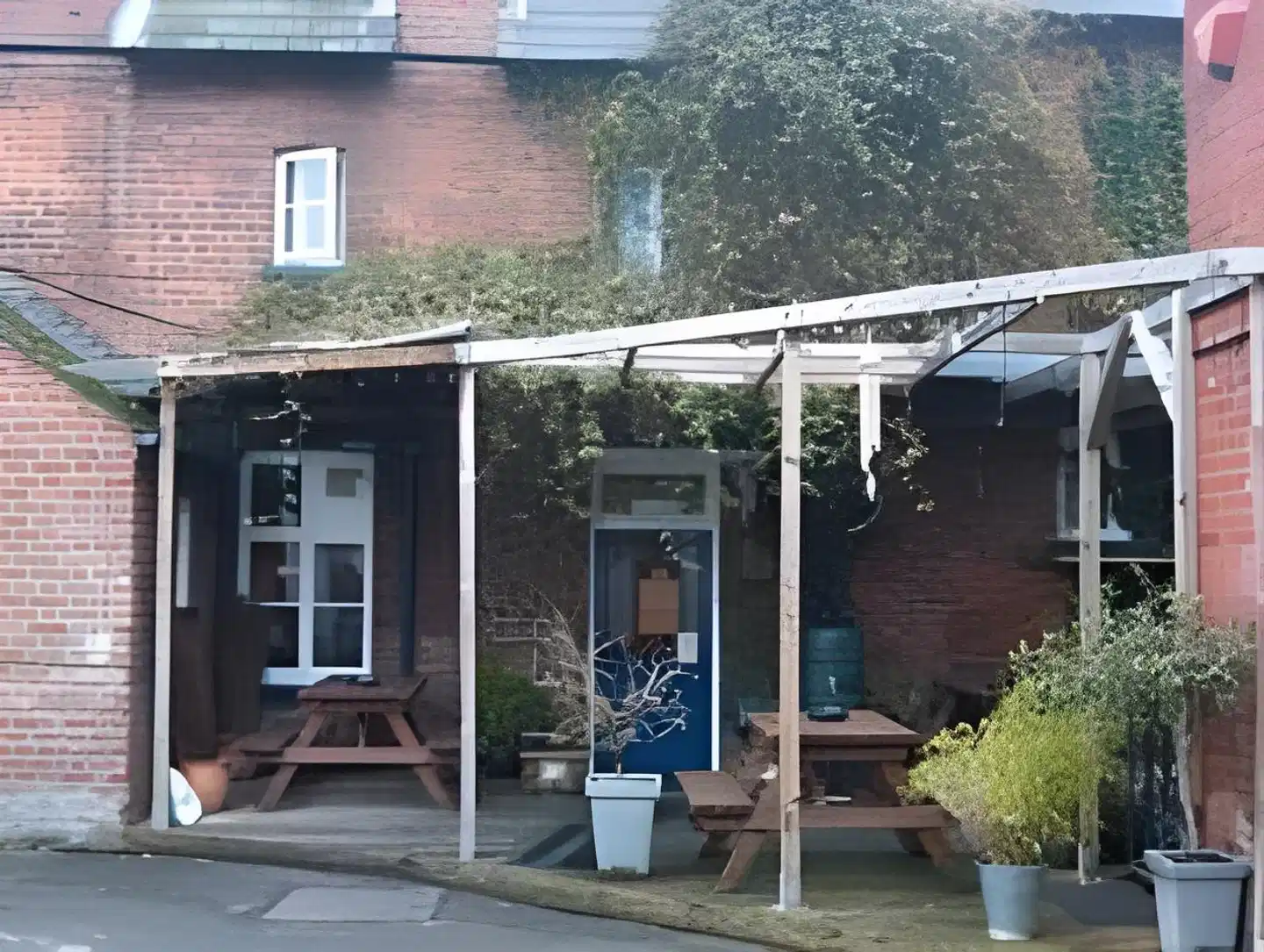 The Swan Hotel Aussenansicht