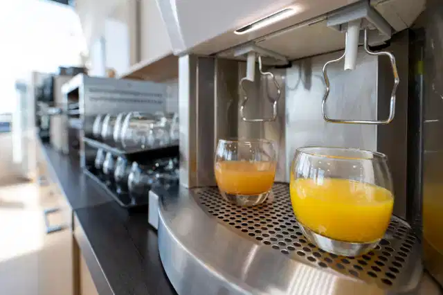 Résidence Odalys Nantes Cité des Congrès Lobby