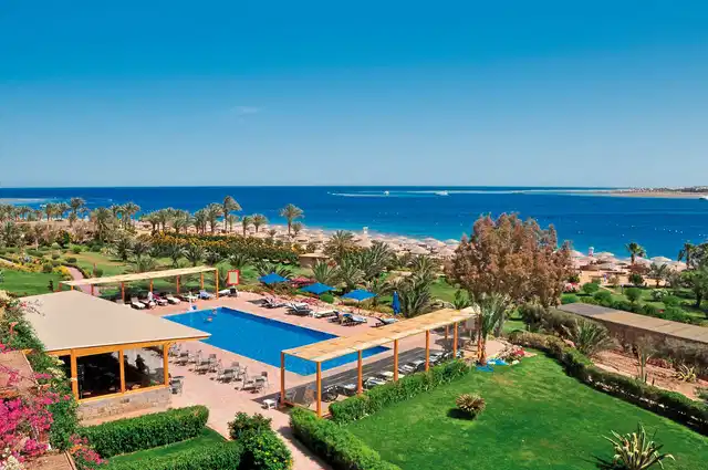 Fort Arabesque West Bay Aussenansicht