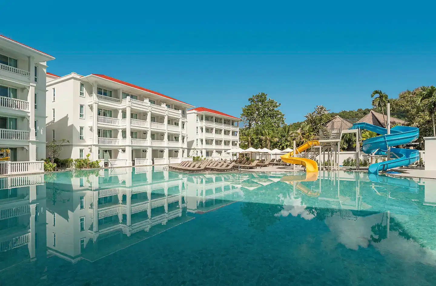 Centara Ao Nang Beach Resort & Spa Pool