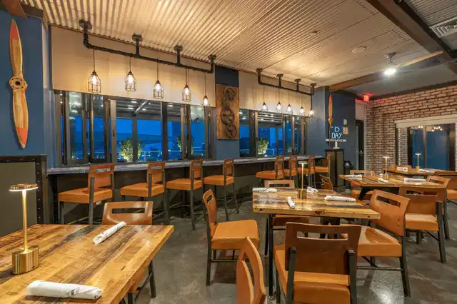 The Higgins Hotel New Orleans, Curio Collection By Hilton Restaurant