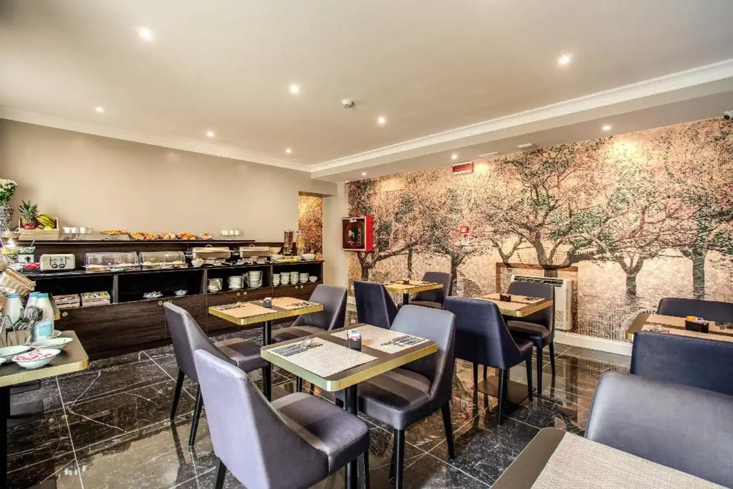 Hotel 55 Fiftyfive Restaurant