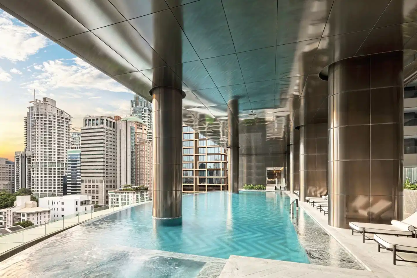 Sindhorn Kempinski Hotel Bangkok Hallenbad