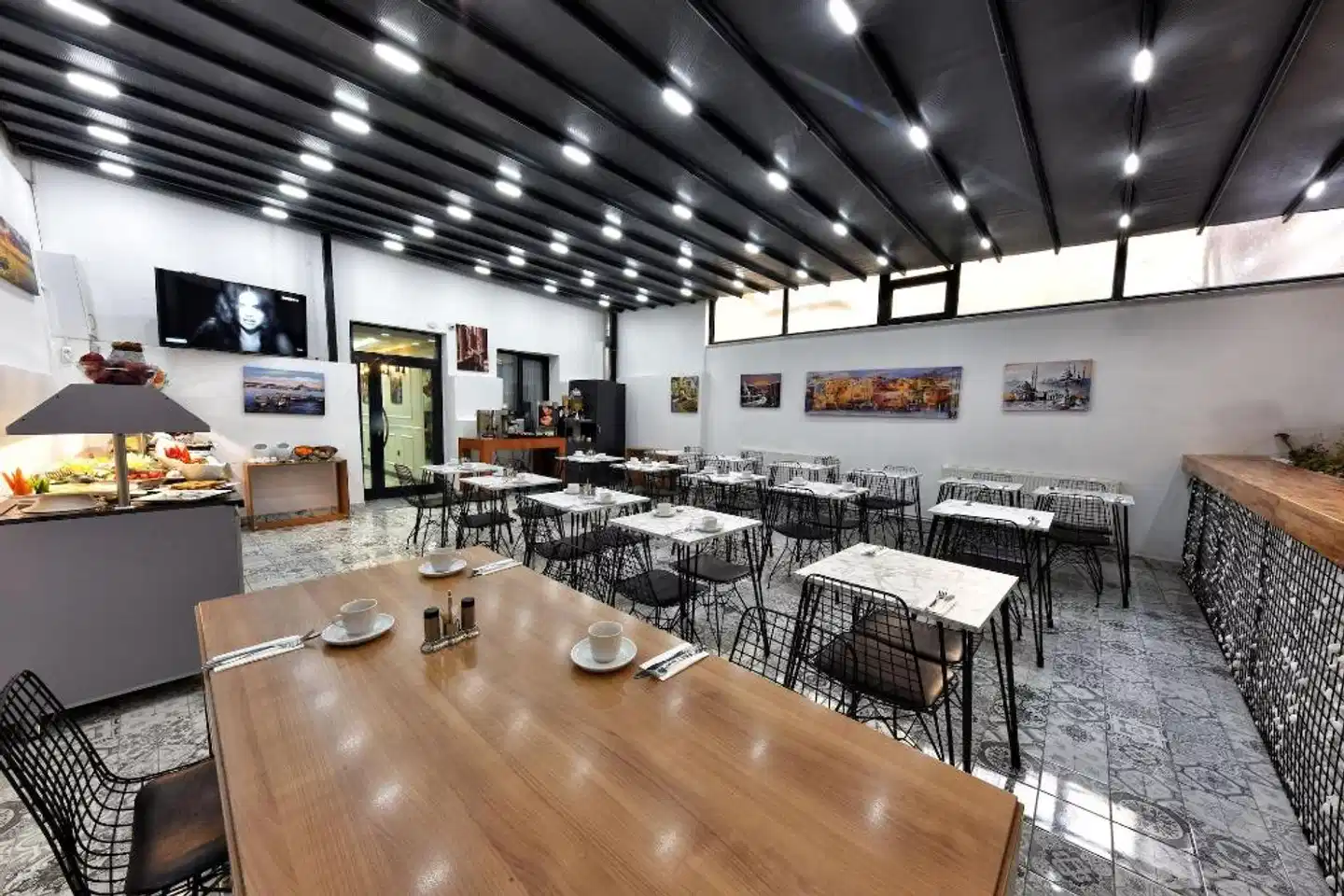 Almina inn Hotel Lobby