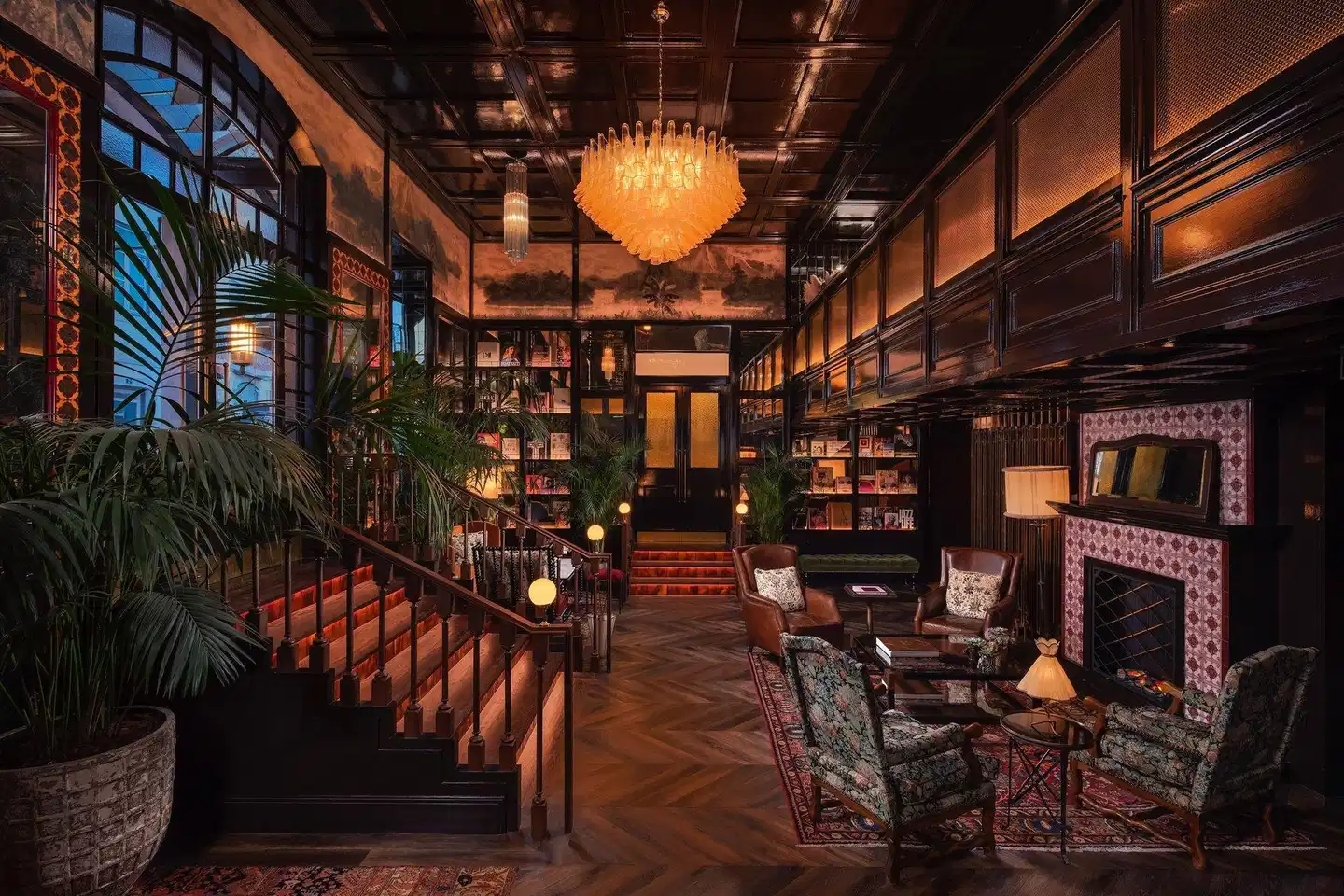 The Ivens, Autograph Collection Lobby