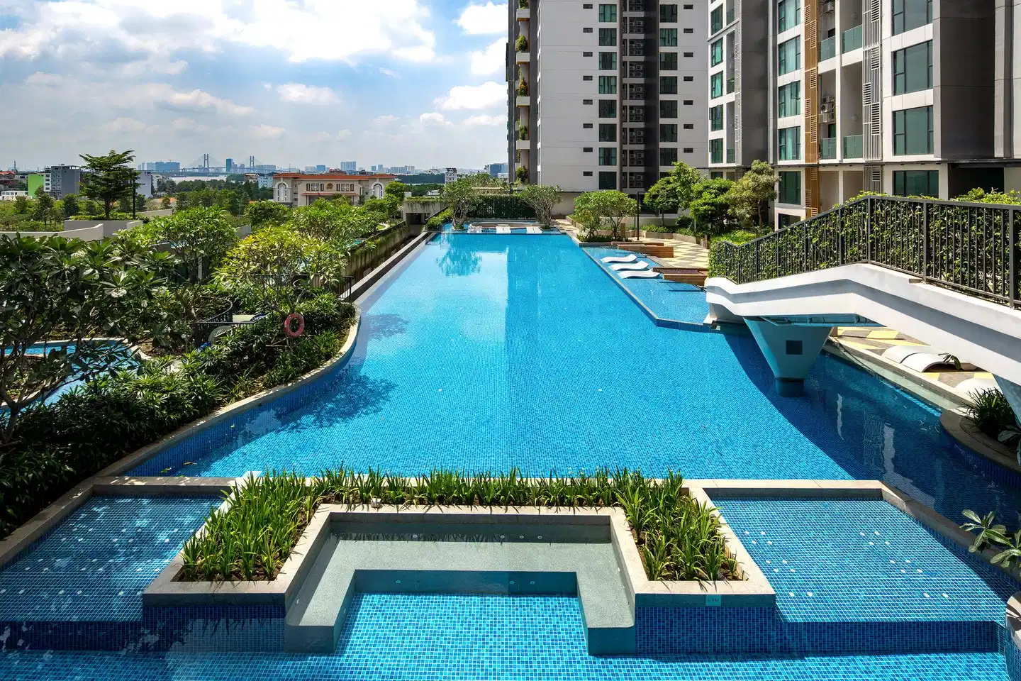 Somerset Feliz Ho Chi Minh City Pool