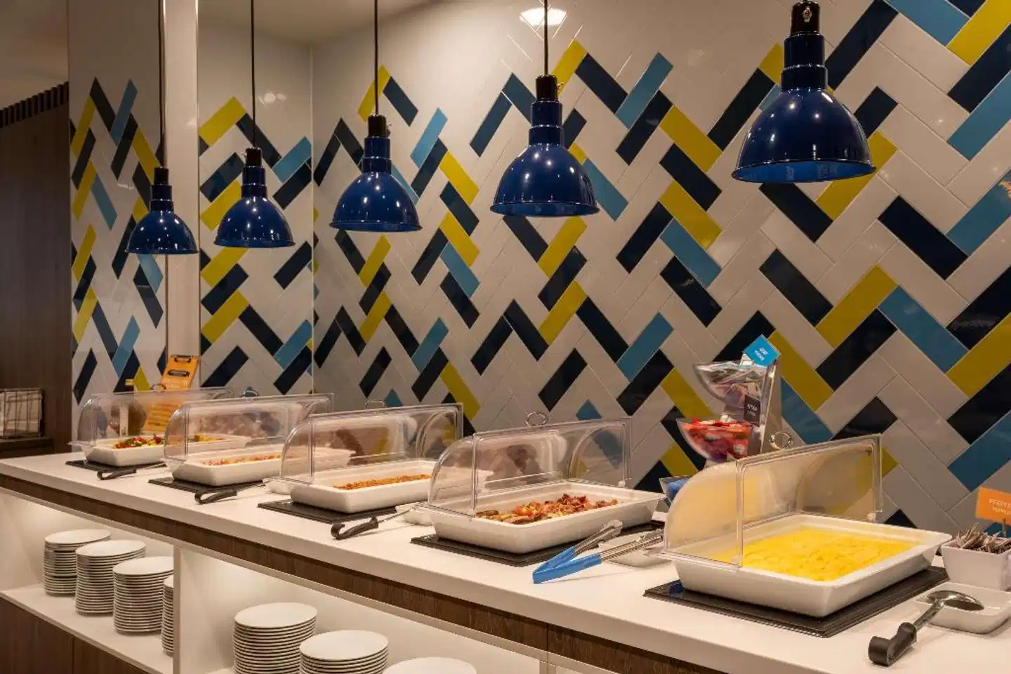 Hampton by Hilton Düsseldorf City Centre Restaurant