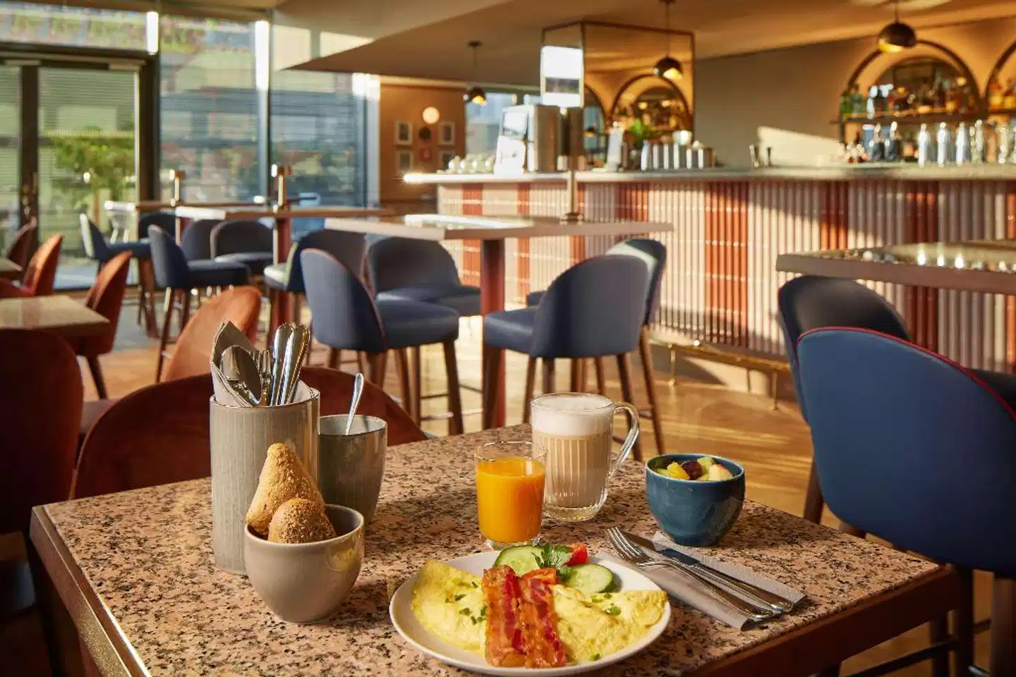 Adina Apartment Hotel Stuttgart Bar