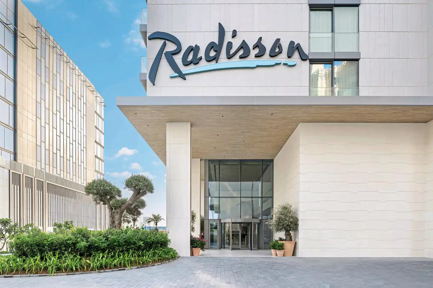 Radisson Beach Resort Palm Jumeirah Aussenansicht
