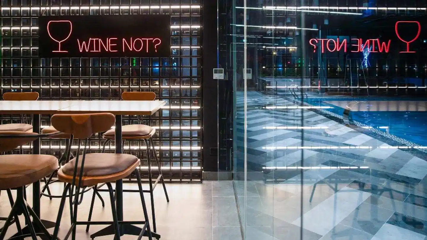 Mandala Hotel & Suites Bac Giang Bar