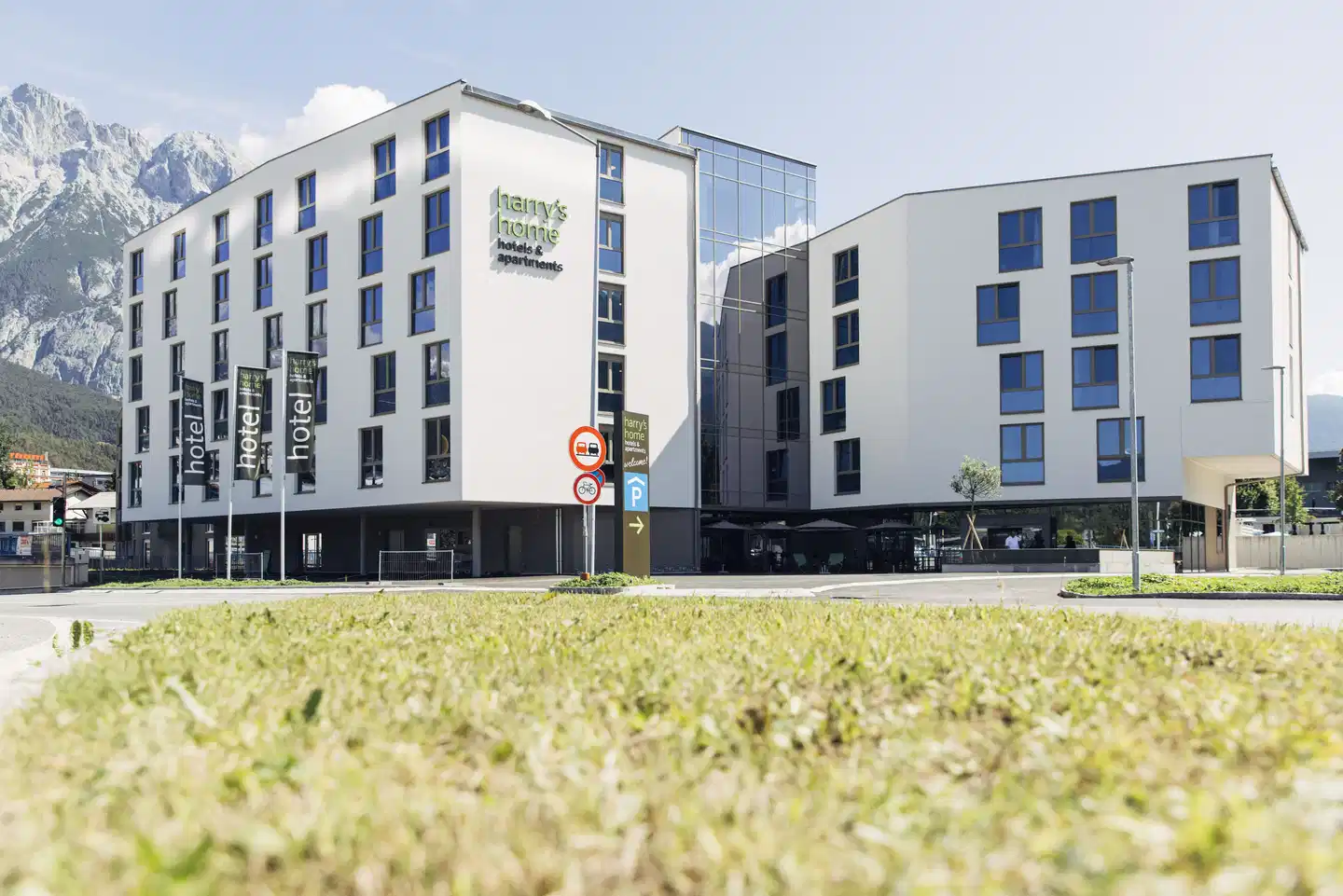 harry's home Telfs Aussenansicht