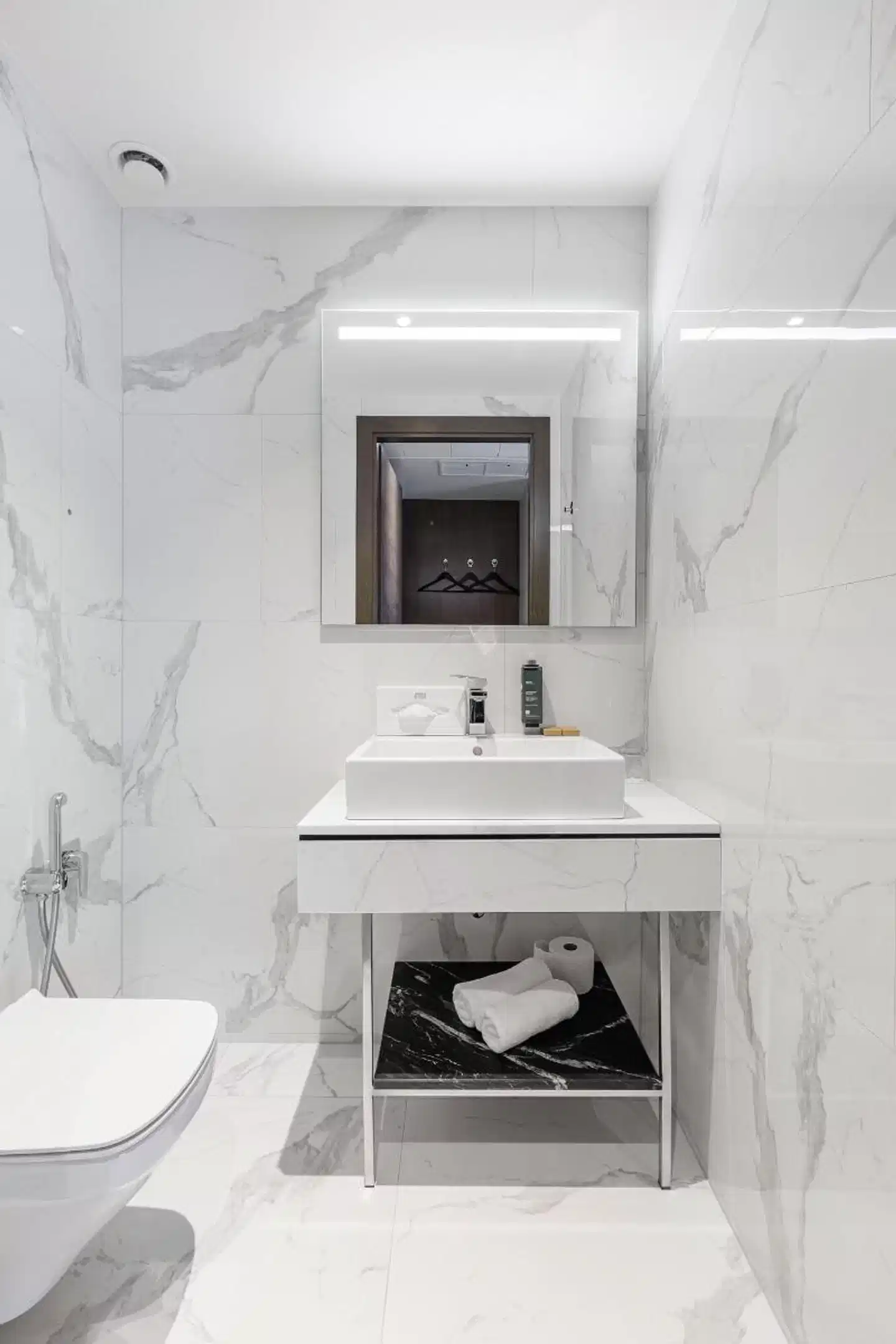 VICTORIA Hotel Klaip'da Badezimmer