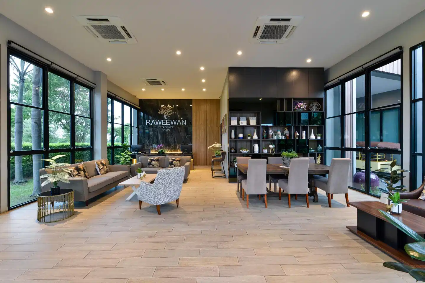 Raweewan Residence Lobby