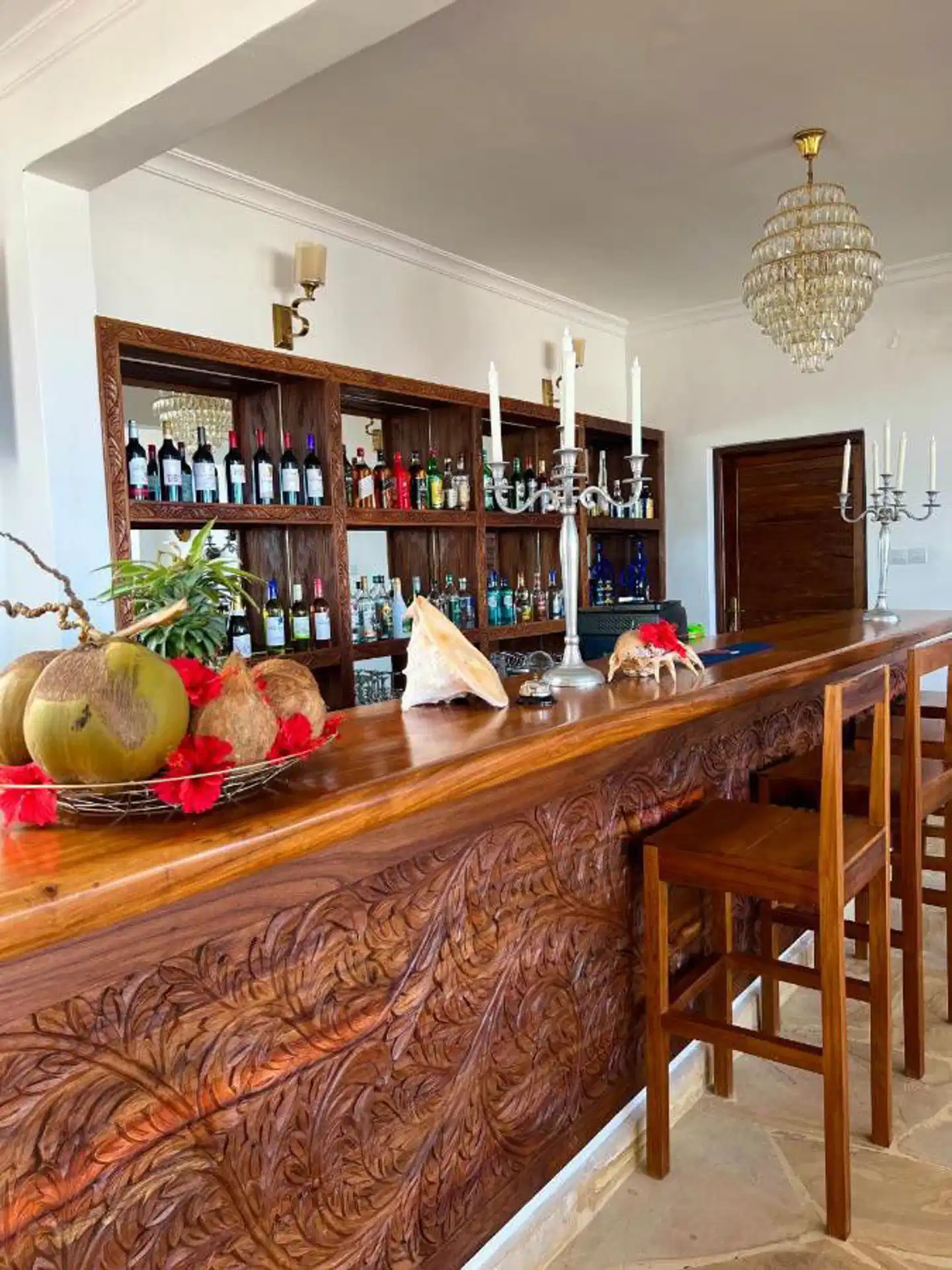 Karibu Beach Resort Bar