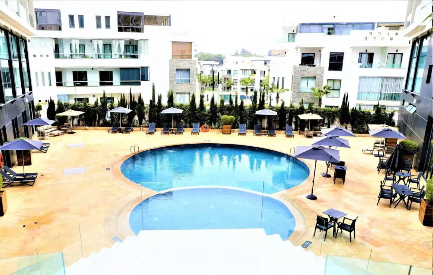Dominium Hotel Pool