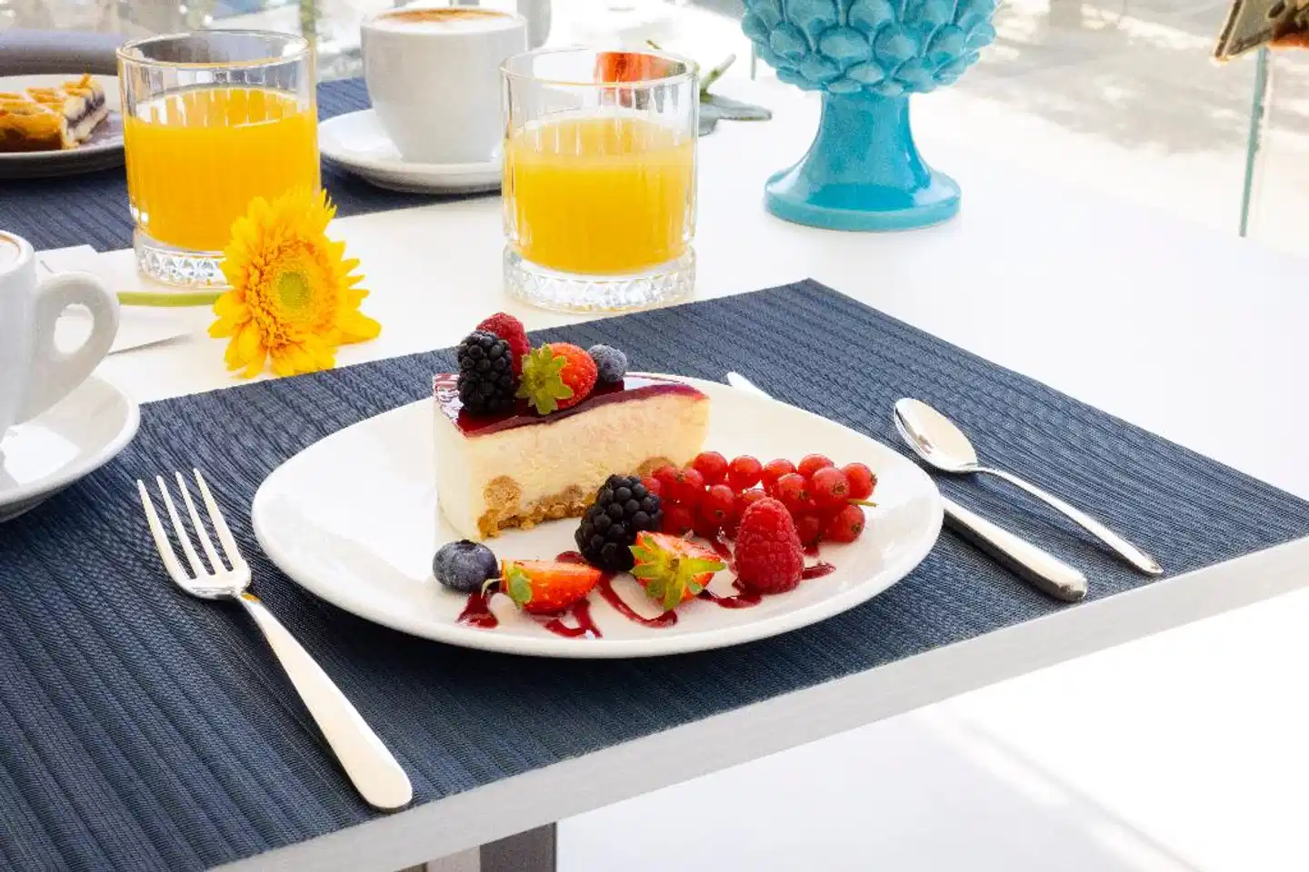 Popula Rooms Restaurant