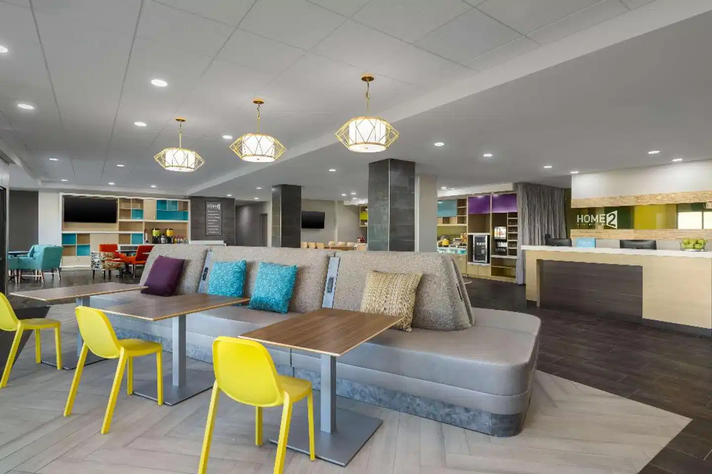 Home2 Suites by Hilton El Centro Bar