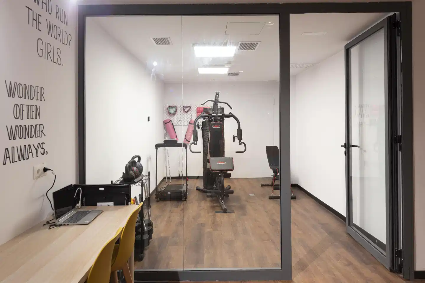 Hostelle - Women only hostel Barcelona Sport und Entertainment