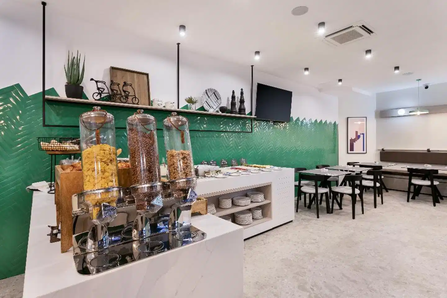 Hotel Mistral St. Julian's Affiliated by Melia Restaurant