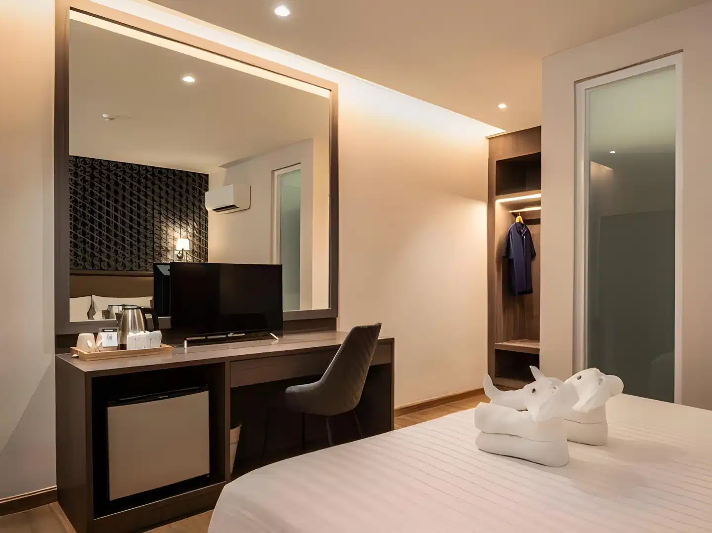 Lucky Hotel Bangkok, Sukhumvit 26 Wohnbeispiel