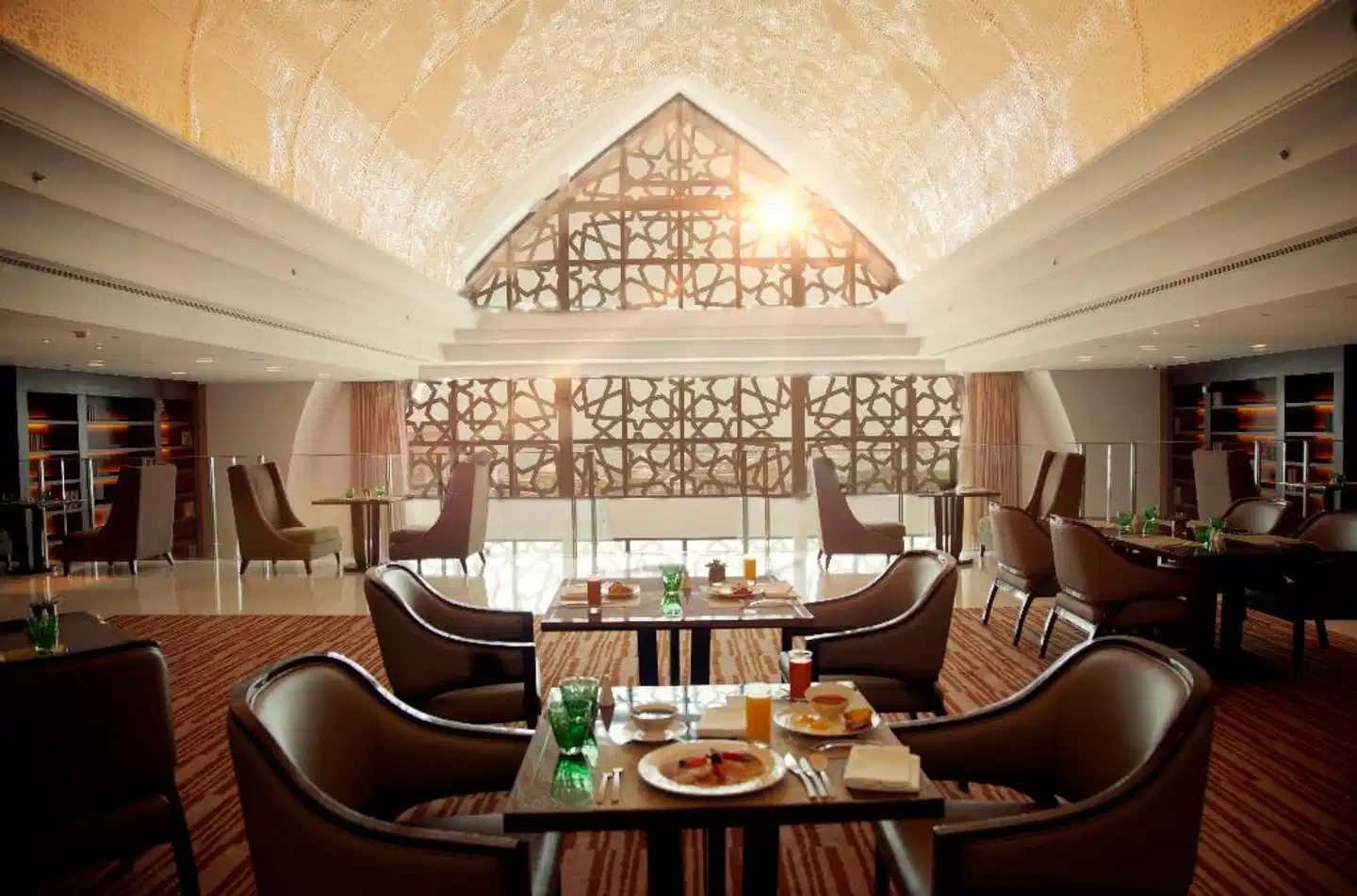 Bab Al Qasr Hotel Restaurant