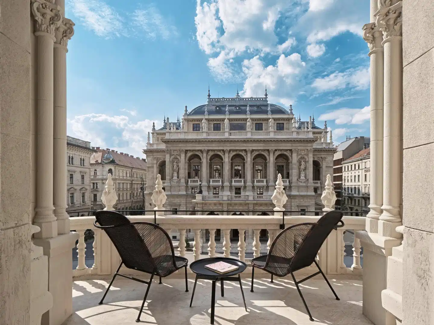W Budapest Terrasse