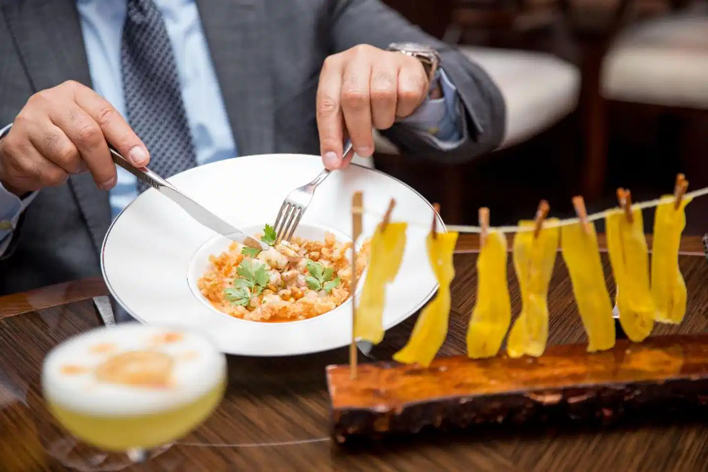 Bab Al Qasr Hotel Restaurant