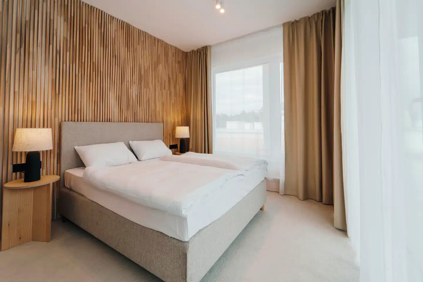 Arche Fabryka Samolotow Wohnbeispiel