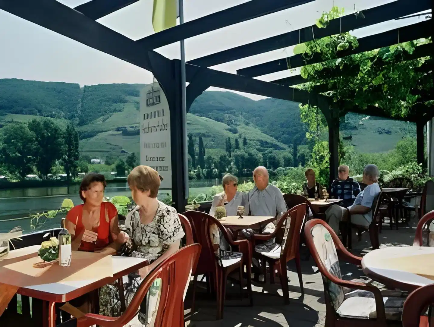 Halfenstube Terrasse