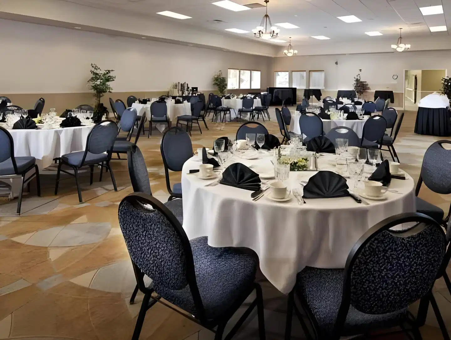 The Lodge Hotel at Eagle Crest Restaurant