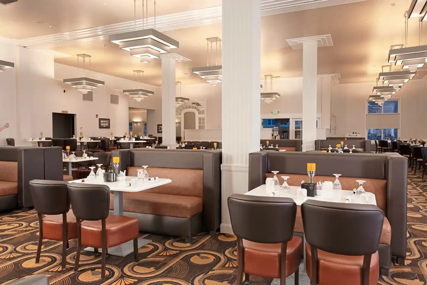 Lake Yellowstone Hotel & Cabins Restaurant