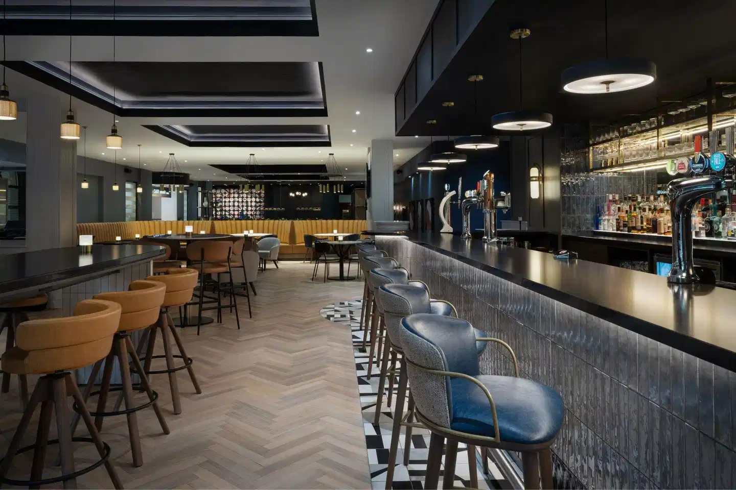 Glasgow Marriott Hotel Bar