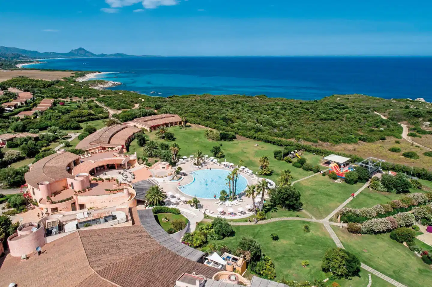 Sant'Elmo Beach Hotel Aussenansicht