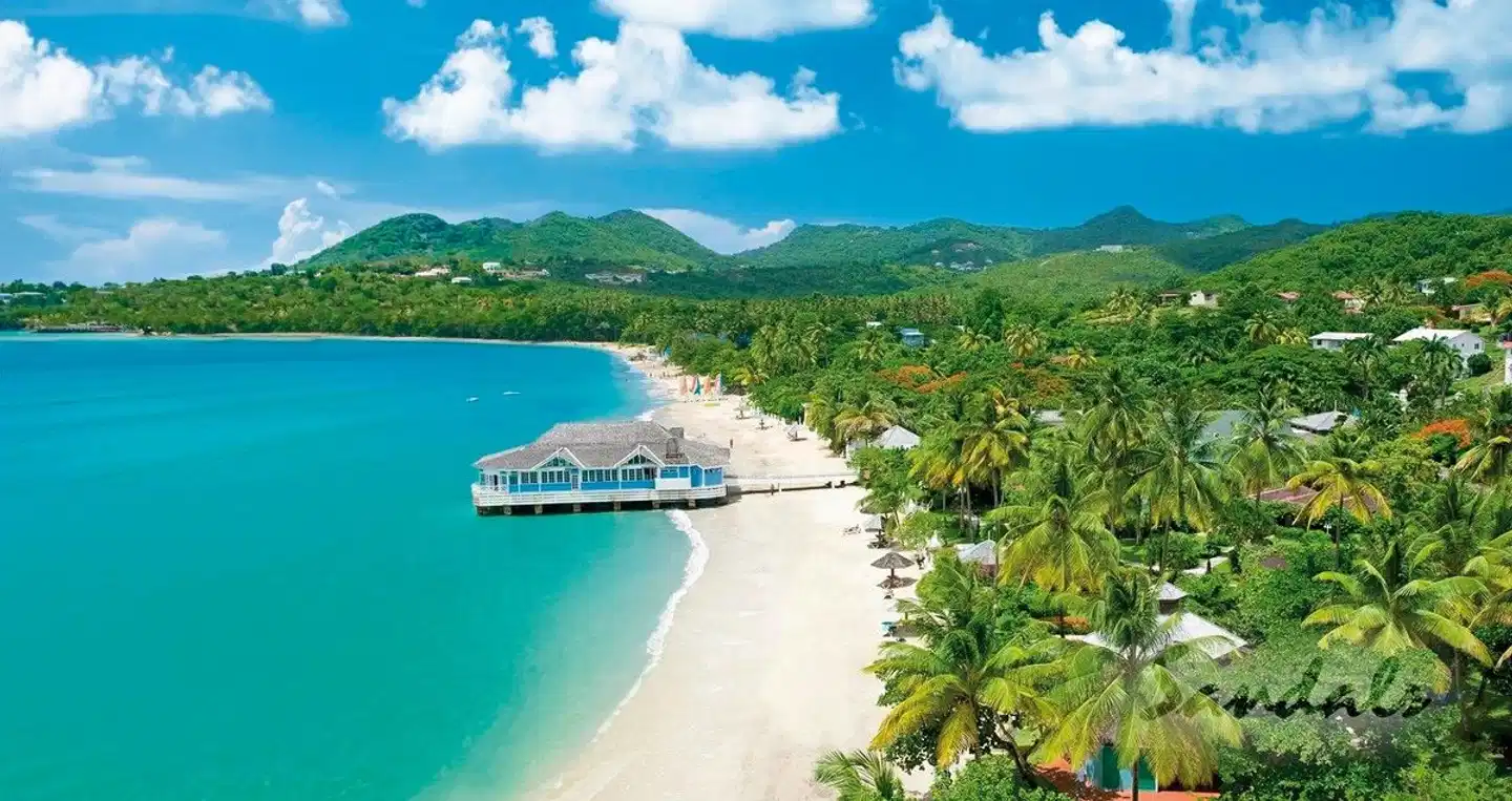 Sandals Halcyon Beach St. Lucia Strand