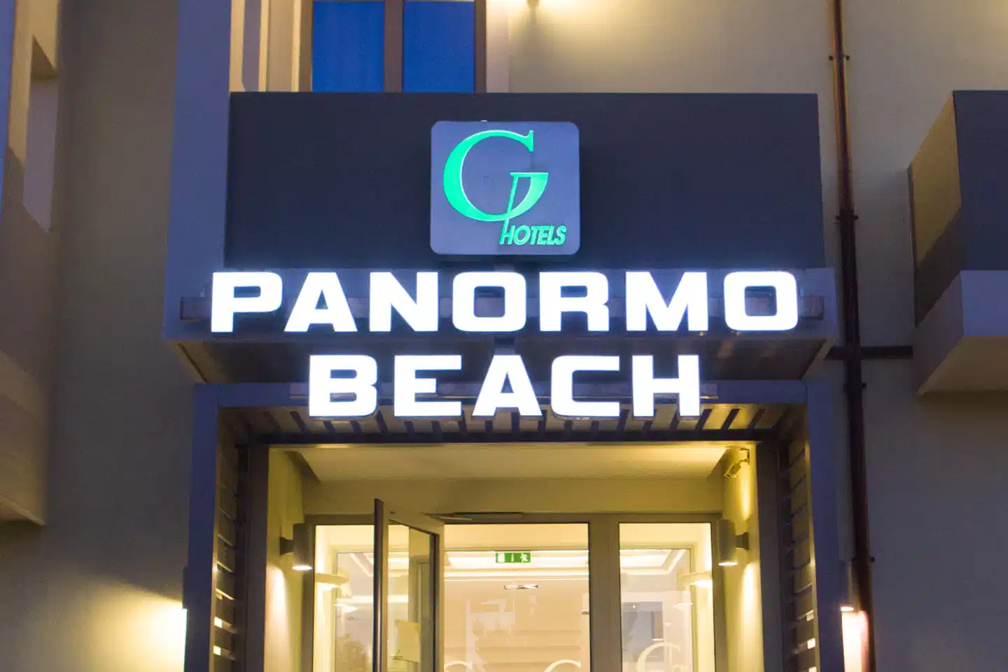 Panormo Beach Aussenansicht