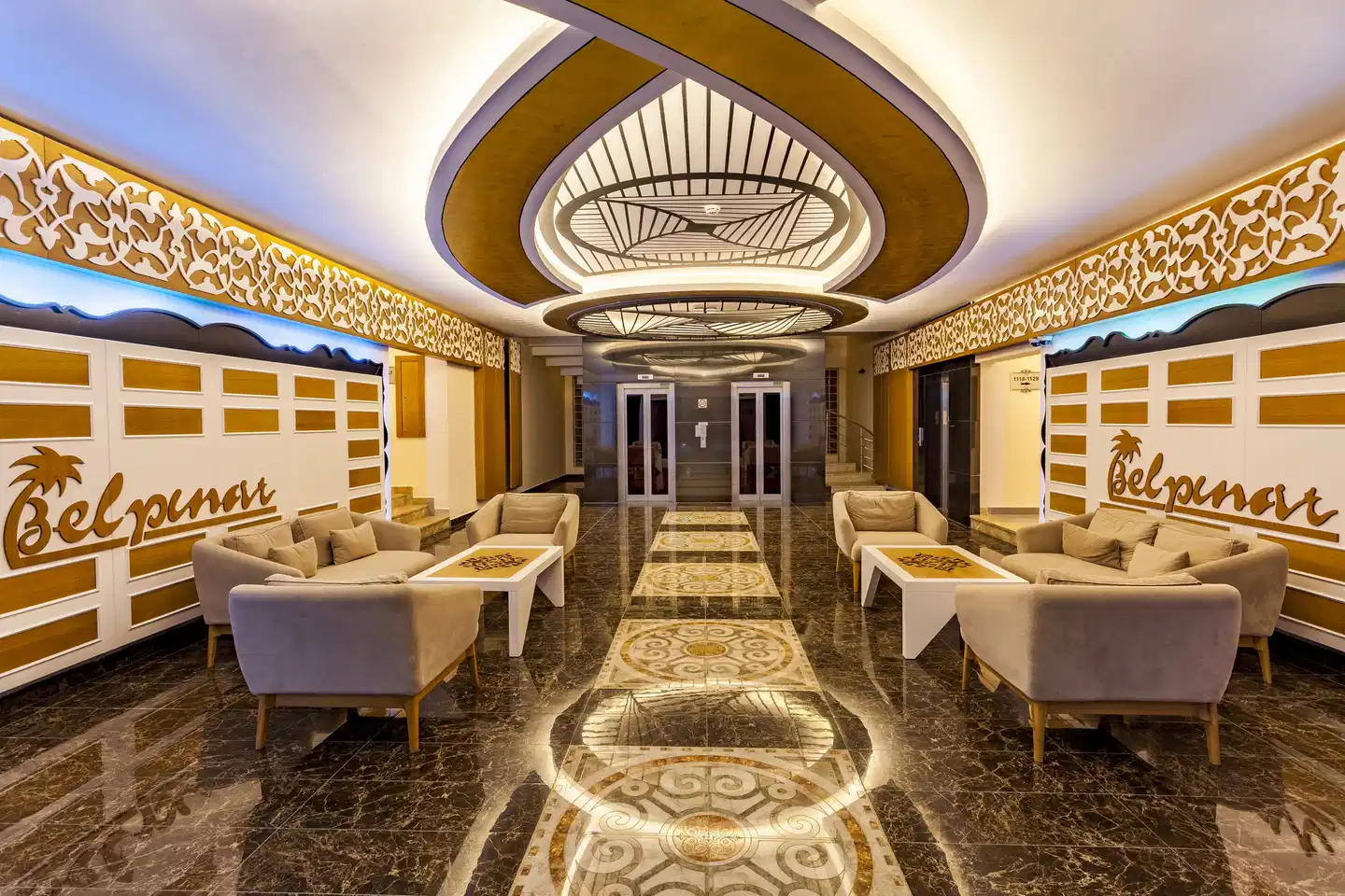 Club Hotel Belpinar Lobby