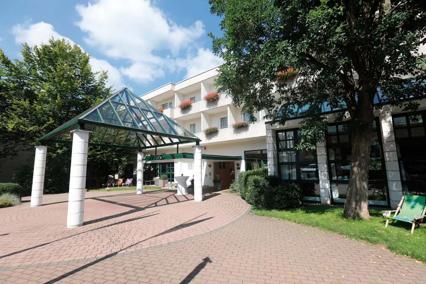 Hotel Gersfelder Hof Aussenansicht