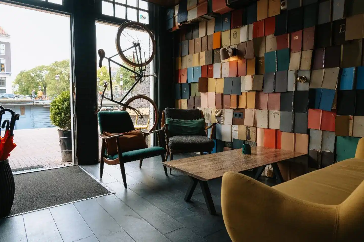 Max Brown Hotel Canal District Sport und Entertainment