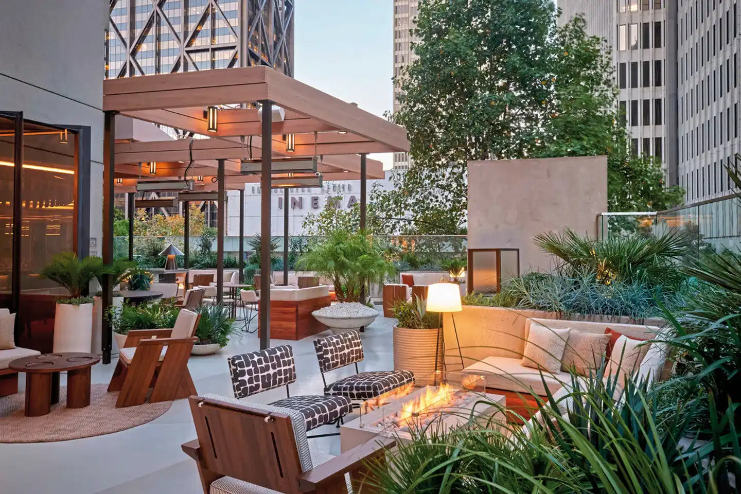 The Jay, Autograph Collection Terrasse