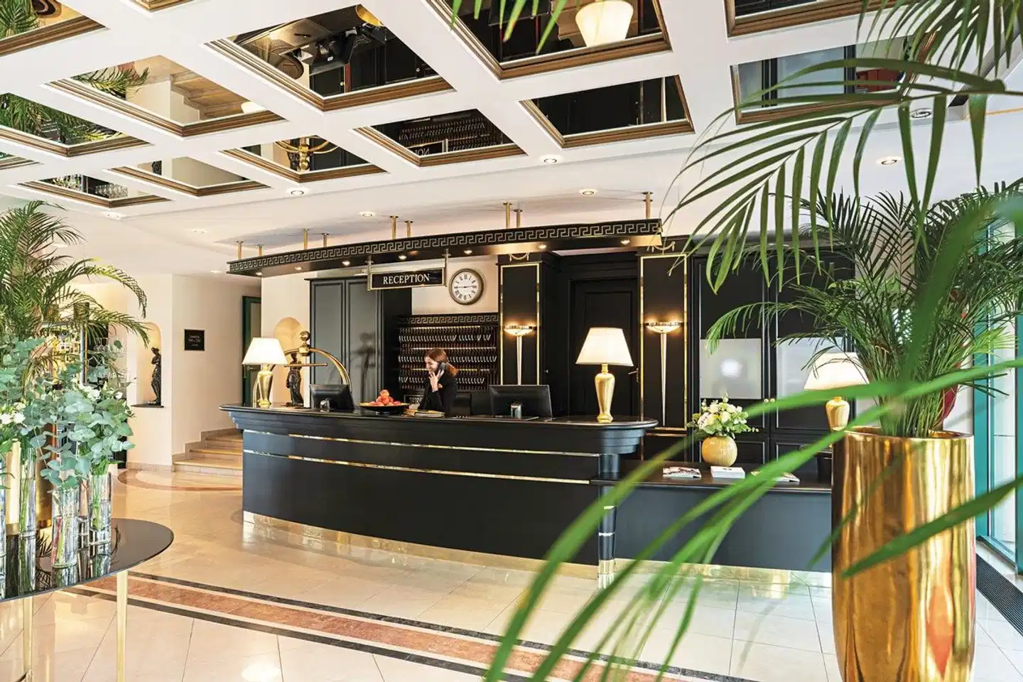 Victor's Residenz-Hotel Schloss Berg Lobby