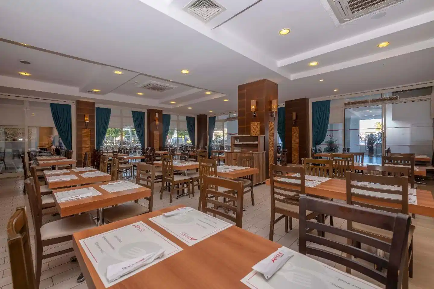 Armas Gul Beach Restaurant