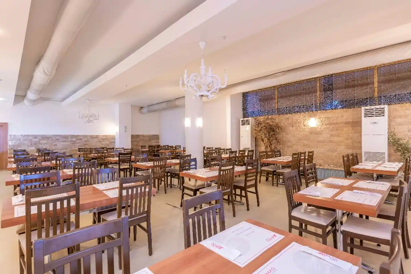 Armas Gul Beach Restaurant