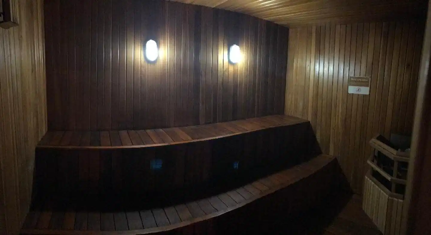 Brewster's Mountain Lodge Lobby