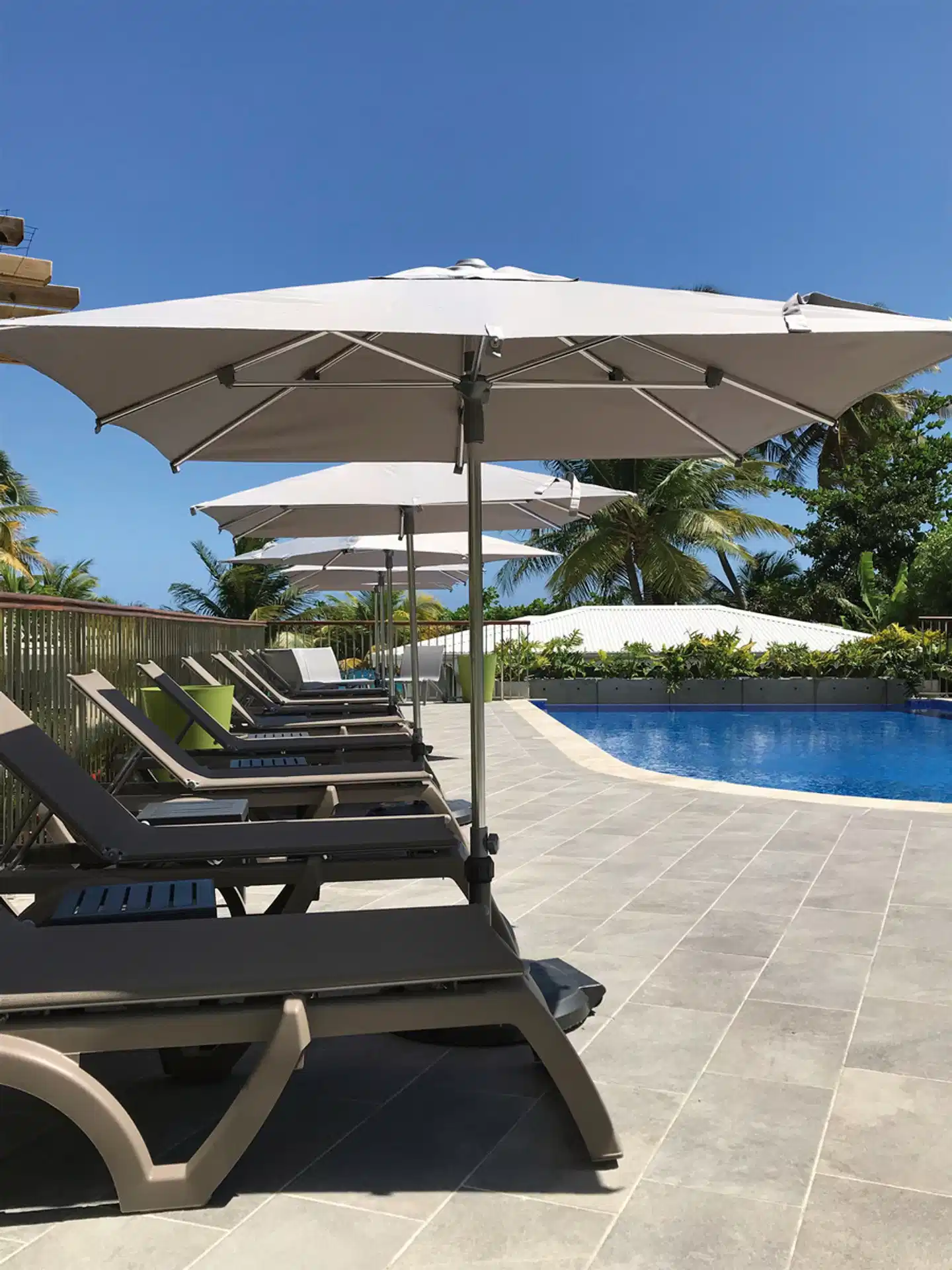 Diamant Les Bains Pool