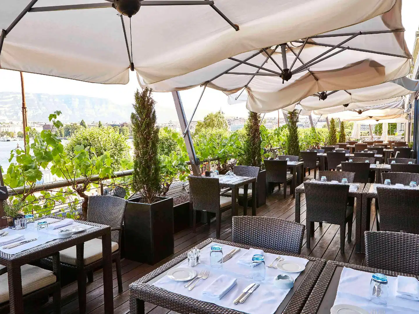 Fairmont Grand Hotel Geneva Restaurant