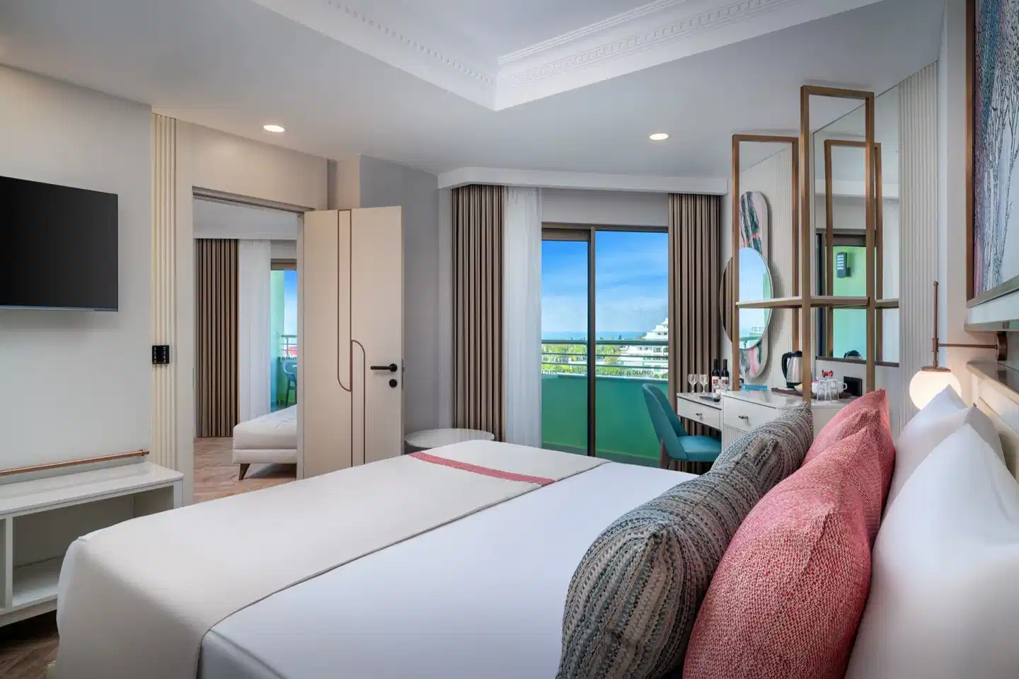 Delphin Palace ACCOMMODATION