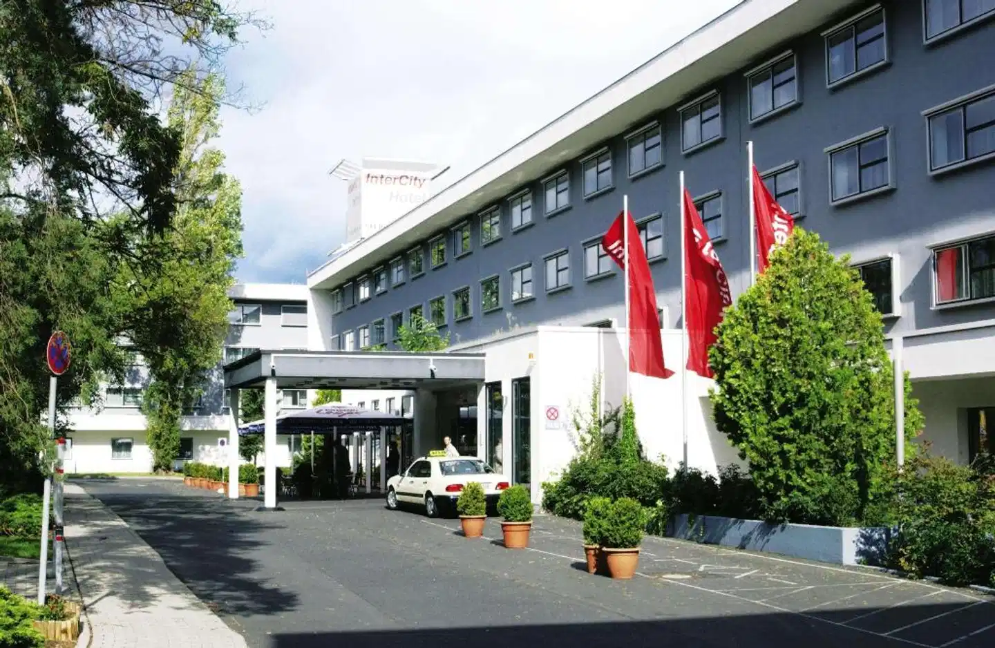 InterCityHotel Frankfurt Airport Aussenansicht