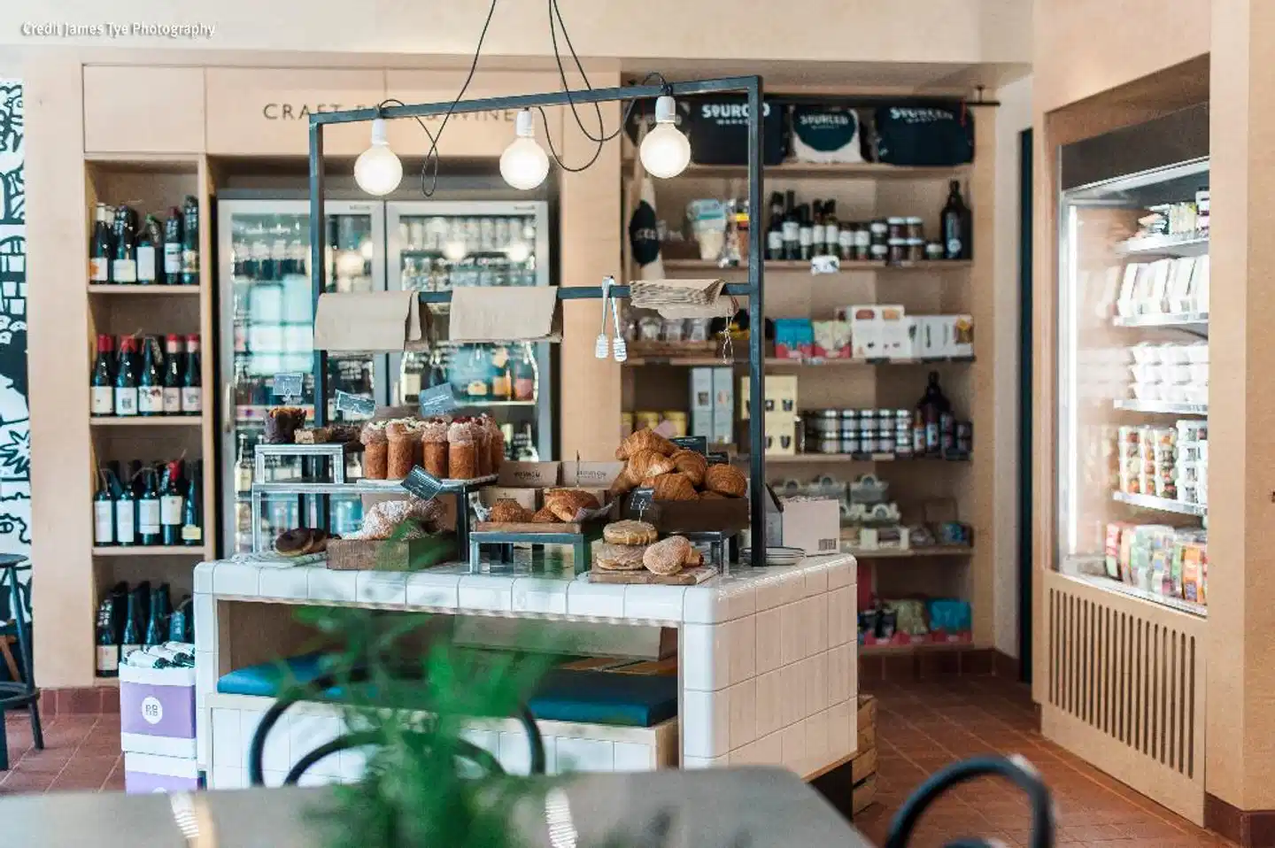 Citadines Barbican London Bar